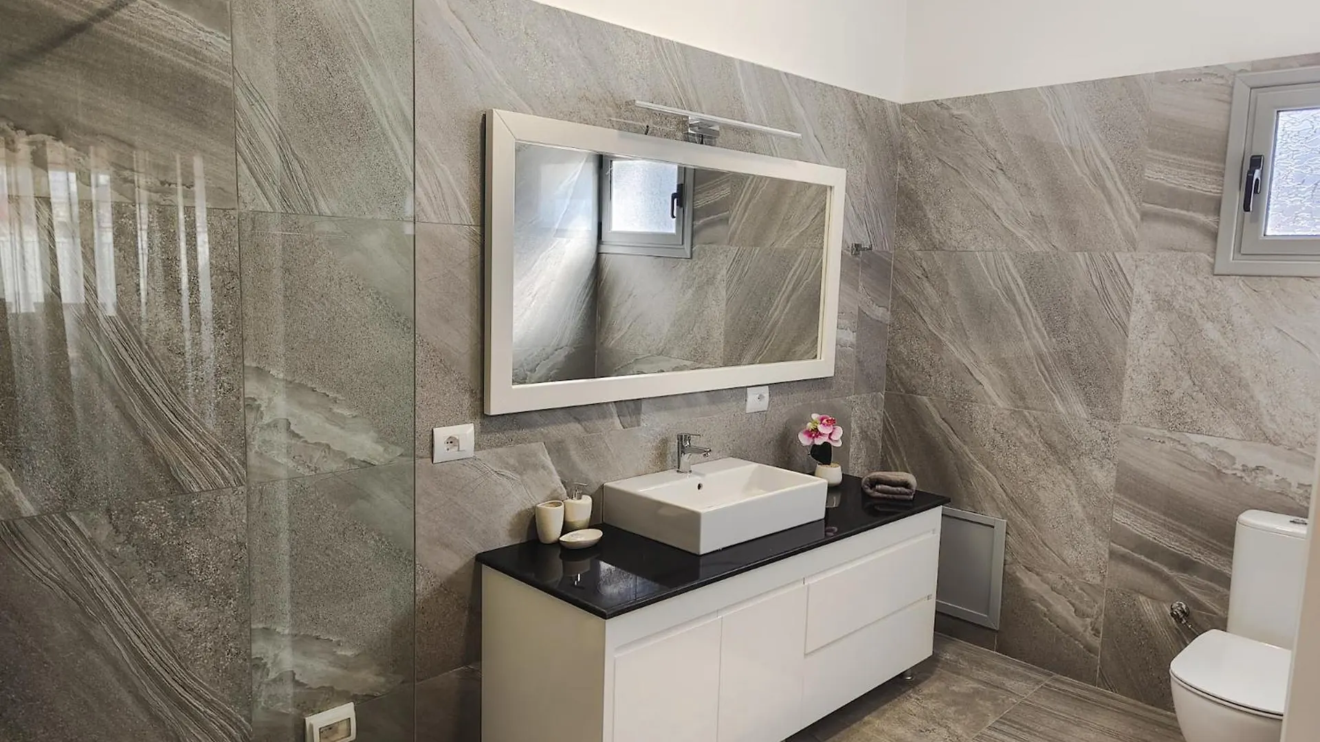 Luxury Villa Levanda Ksamil